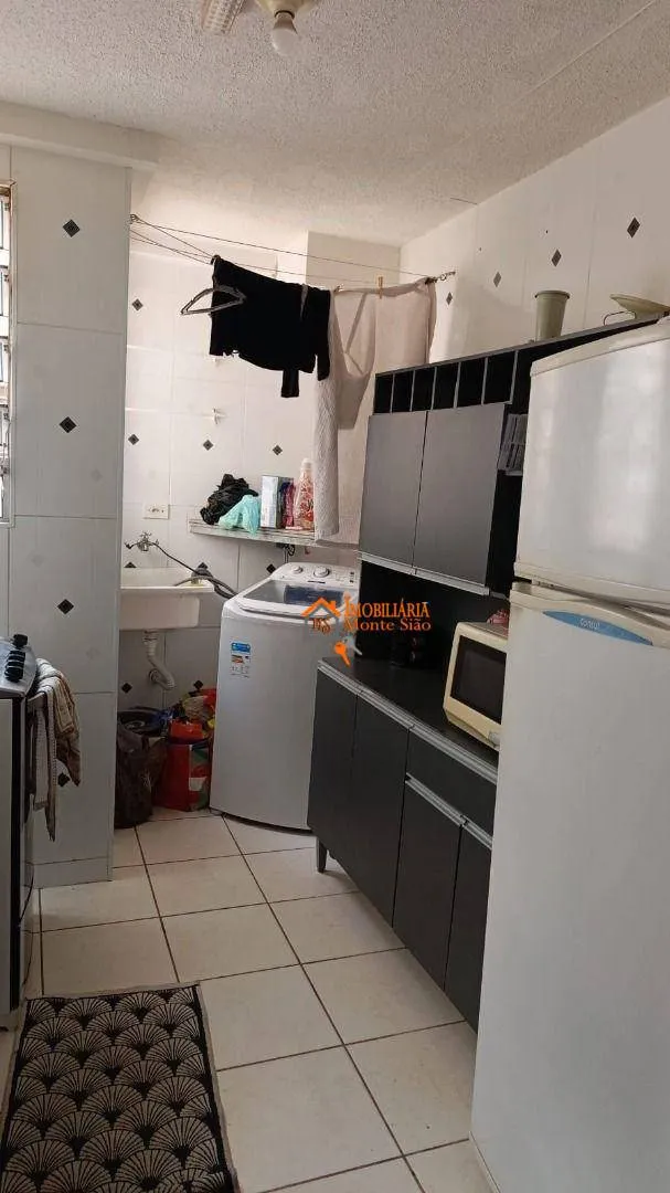 Imagem Apartamento com 2 dormitórios à venda, 44 m² por R$ 110.000,00 - Jardim Nova Cidade - Guarulhos/SP