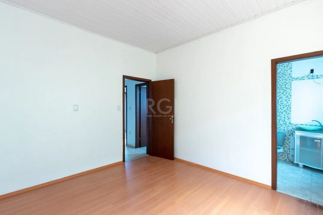Imagem Casa para Venda - 277.49m², 2 dormitórios, 2 vagas - Belém Velho
