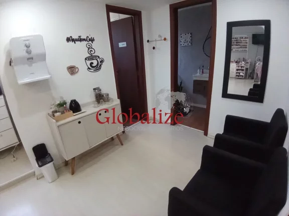 Imagem Sala comercial a venda com 48m², copa, banheiro e portaria por R$ 220.000,00