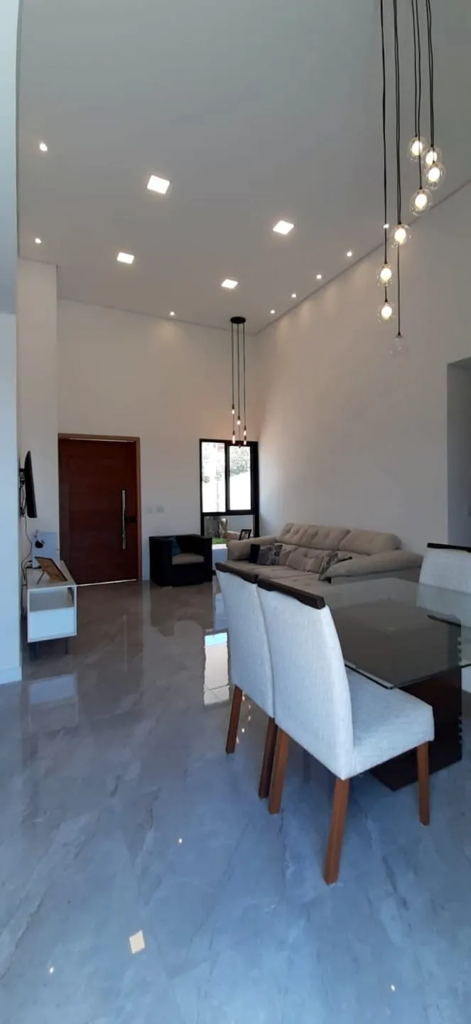 Imagem Casa à venda 3 Quartos, 3 Suites, 4 Vagas, 489M², Village Mantiqueira, Guaratinguetá - SP