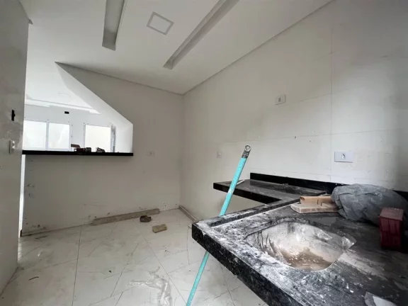 Imagem Casa de Condomínio com 2 dorms, Maracanã, Praia Grande - R$ 395 mil, Cod: 2357