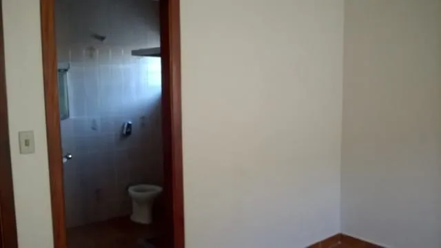 Imagem Casa à venda 3 Quartos, 1 Suite, 2 Vagas, 300M², Chácara Galega, Pindamonhangaba - SP