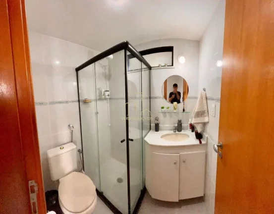Imagem Excelente apartamento com três quartos e armários planejados a venda no imbui