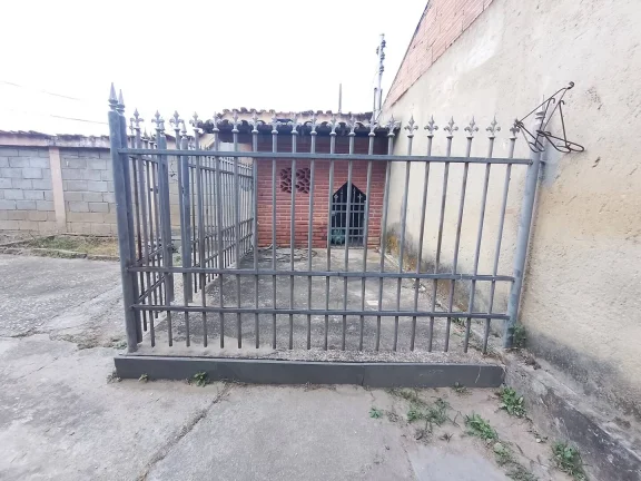 Imagem OPORTUNIDADE ÚNICA CASA NO BAIRRO SÃO SALVADOR !!!!!!!!!!
