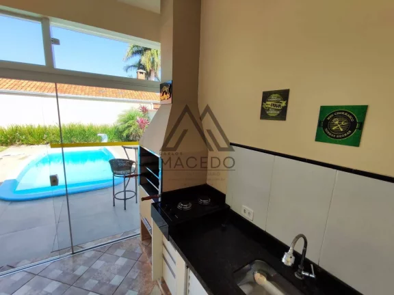 Imagem Oportunidade - 3 suítes e mobiliada - Ninho Verde 1 - Apenas 590 mil