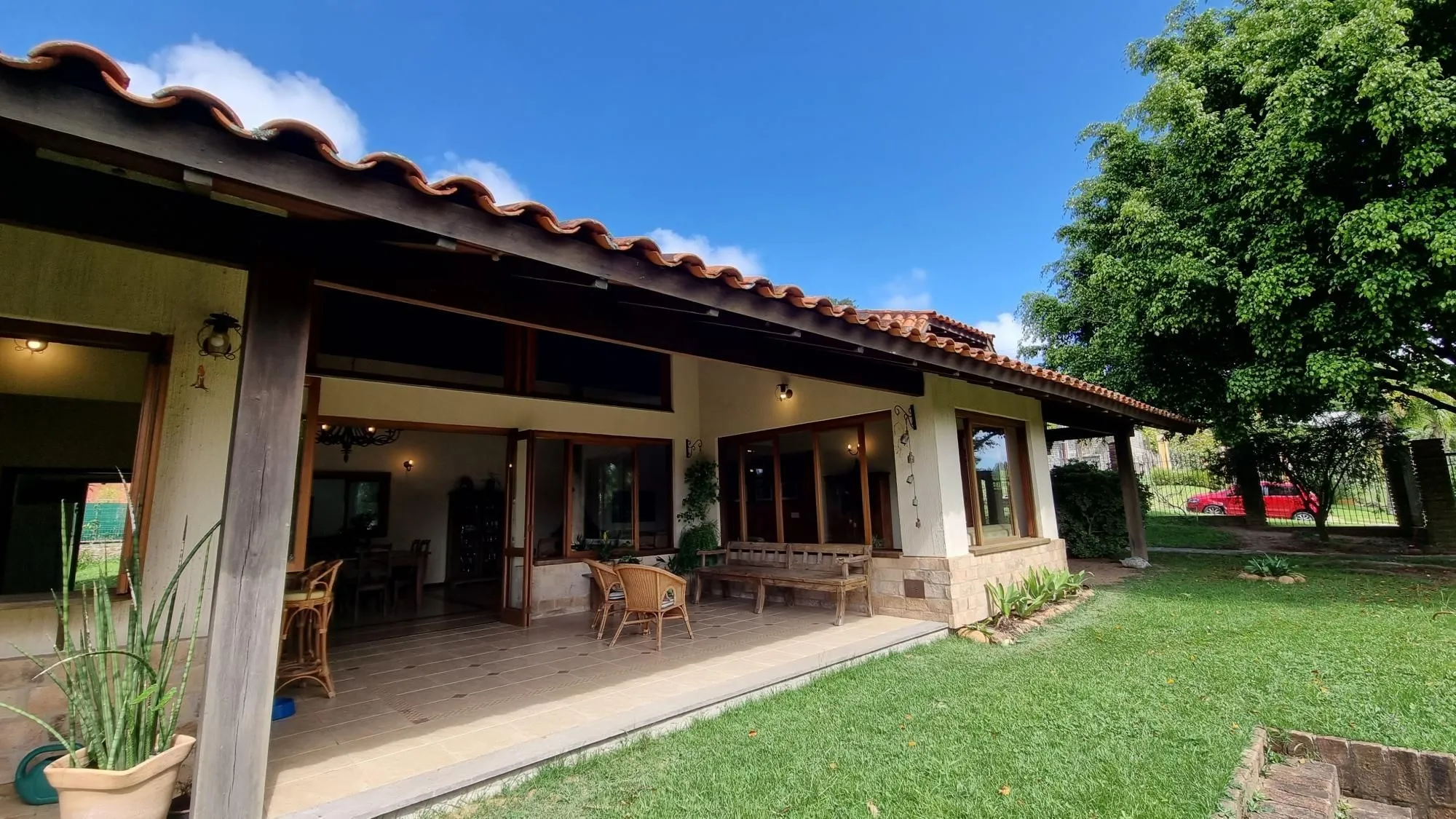 Imagem Casa para Venda - 600m², 4 dormitórios, sendo 4 suites, Vila Nova