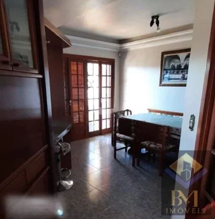 Imagem Casa lindíssima e confortável em alvenaria