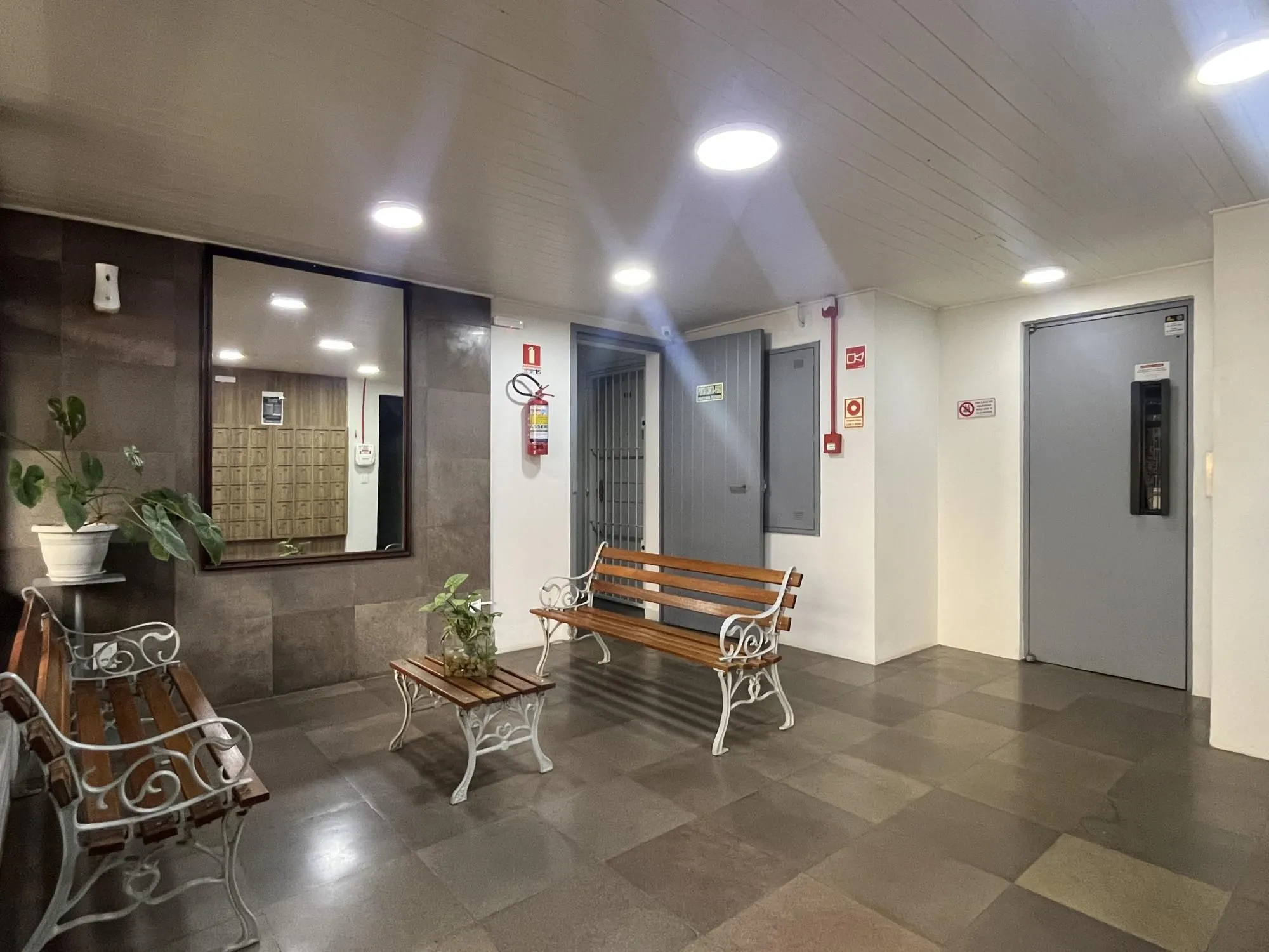 Imagem APARTAMENTO 1 DORMITÓRIO COM VAGA DE GARAGEM