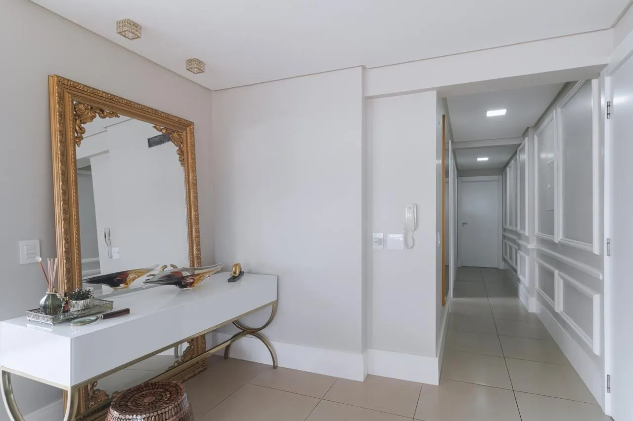 Imagem Apartamento com 03 Quartos (01 suíte) e 02 vagas na Praia de Torres RS