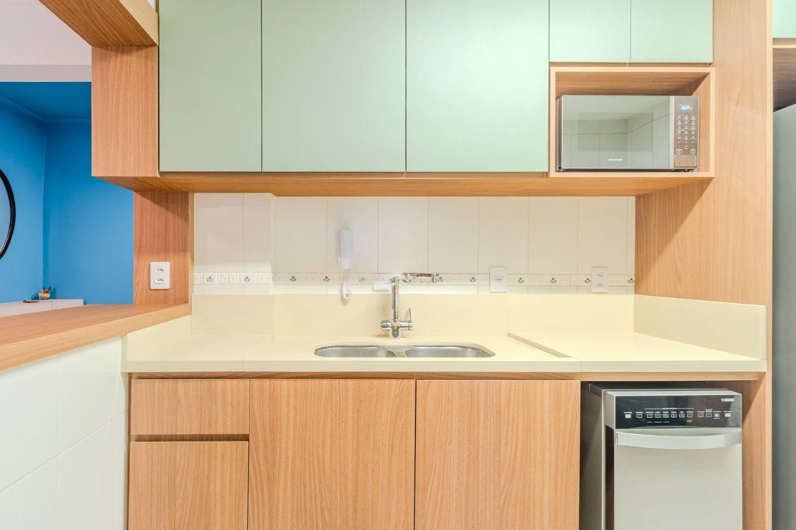 Imagem Apartamento de 3 dormitórios á venda no Bairro Cristal, Porto Alegre