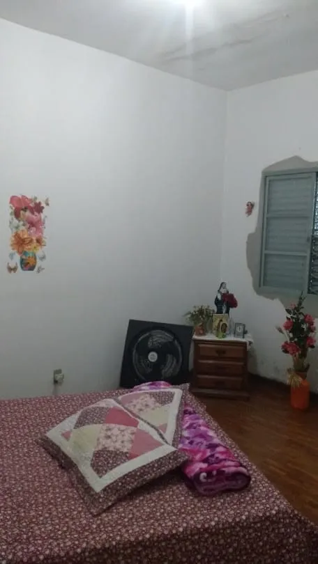 Foto do imóvel Casa à venda 3 Quartos, 1 Suite, 140M², Parque São Domingos, Pindamonhangaba - SP