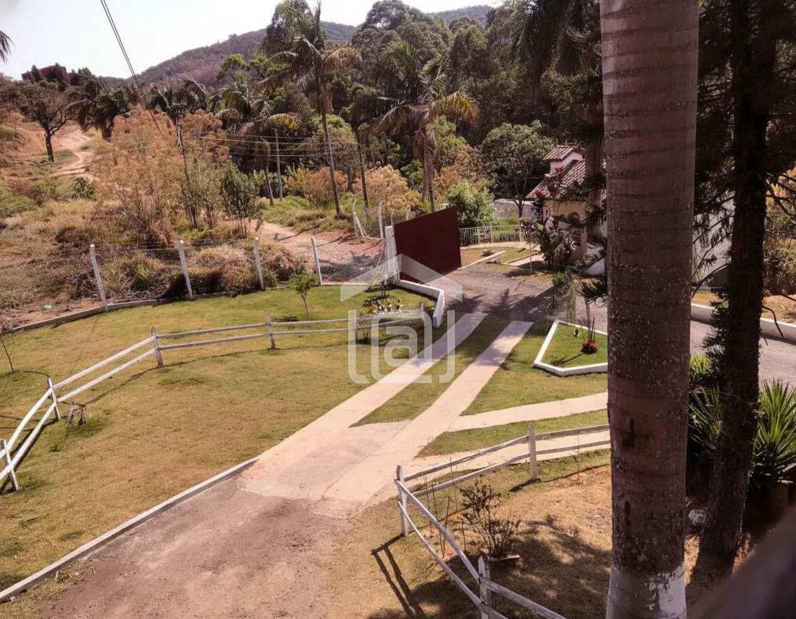 Imagem Chácara 670 m² à venda em Morada dos Pássaros, Poços de Caldas