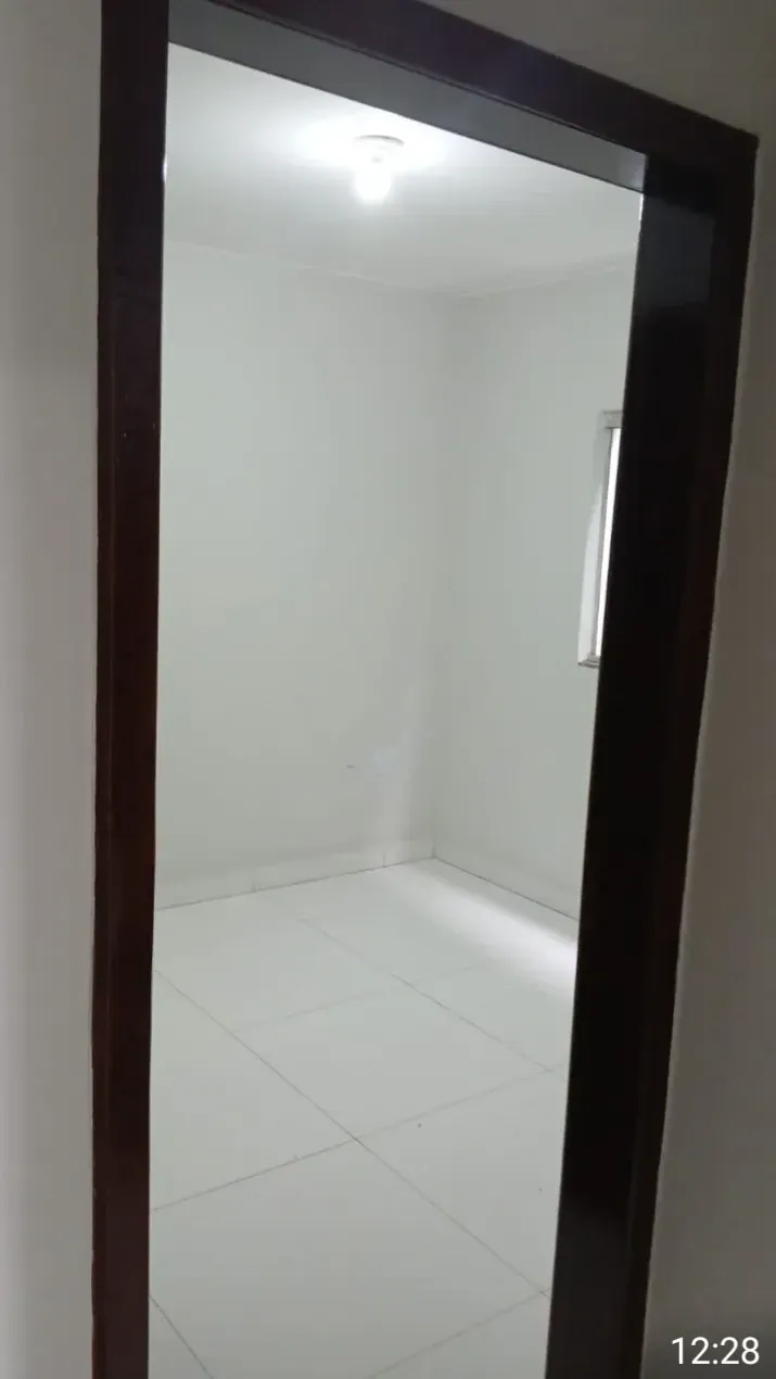 Imagem Casa com 2 Quartos à Venda, 80 m² em Vila Isabel - Valparaíso de Goiás