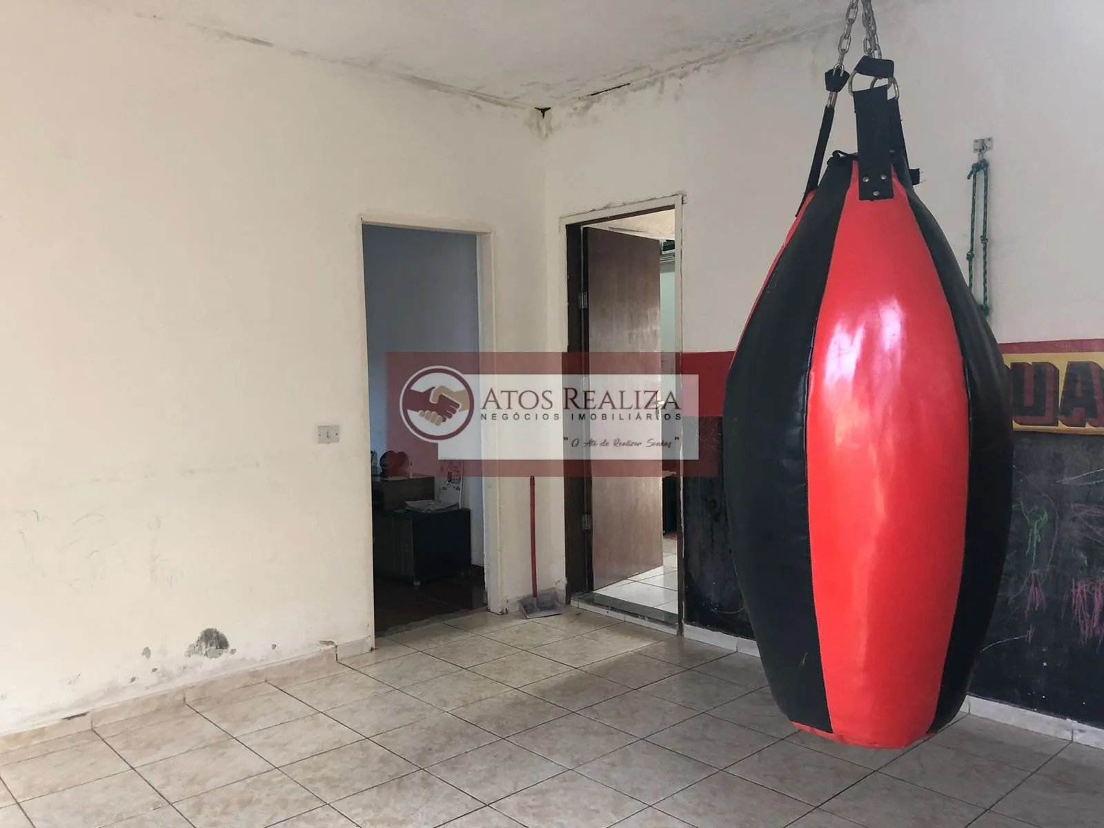 Imagem Vendo Oportunidade no Recanto campo Belo, São 3 casas em um terreno de 300m2, para morar e ter uma renda com locações, Venda por R$299K, aproveite a oportunidade.