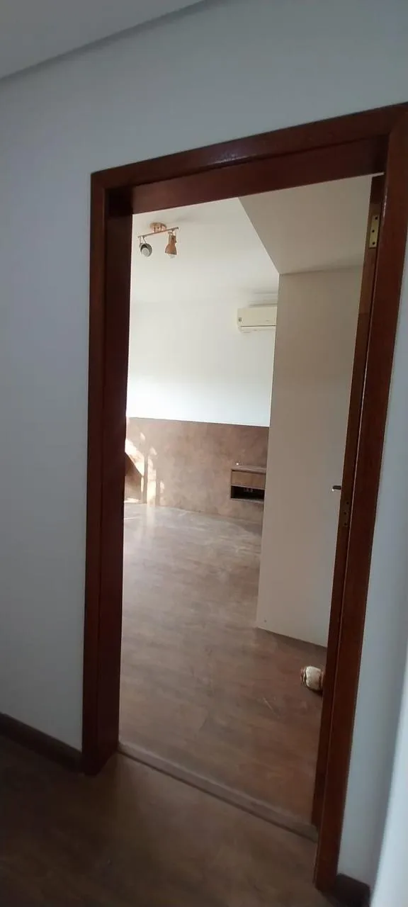 Imagem Casa 3 Dormitórios Condomínio Horto Florestal- Sorocaba SP