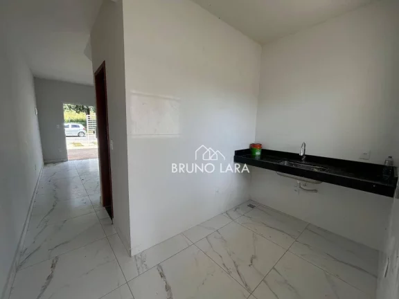 Imagem Casa à Venda em Betim, no Bairro Tiradentes