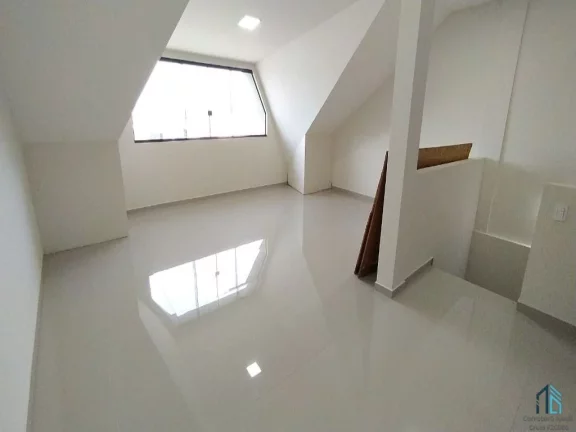 Imagem Sobrado a venda no Cajuru, 03 quartos c/suíte em Curitiba PR