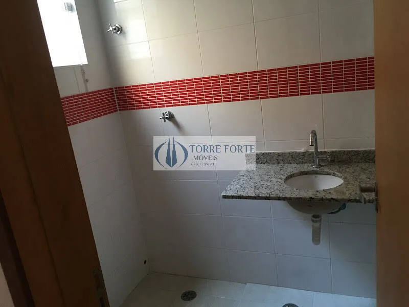 Imagem Sobrado 2 dormitórios 2 suíte e 1 vaga de condomínio na Vila Santa Clara