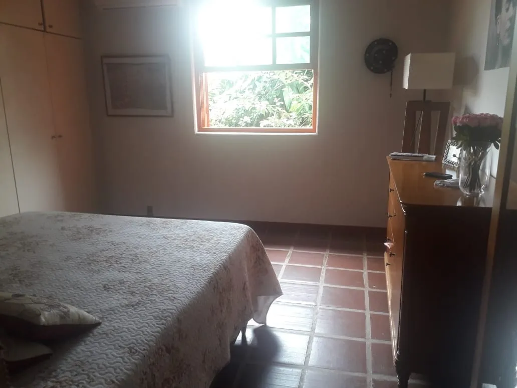 Imagem Casa à venda 3 Quartos, 2 Suites, 4 Vagas, 1300M², Belvedere Club dos 500, Guaratinguetá - SP