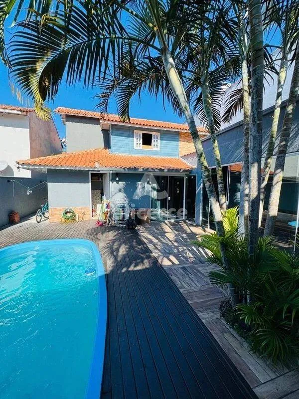 Imagem Casa à Venda - 3 dormitórios I1 suíte master I piscina I área gourmet - Ingleses do Rio Vermelho
