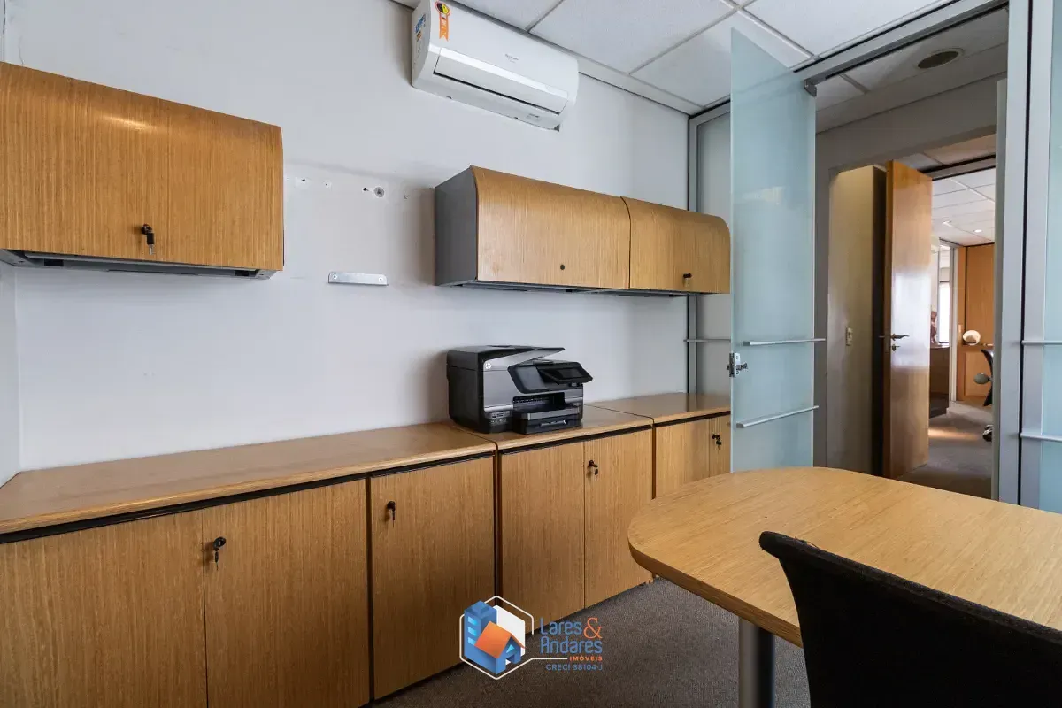 Imagem Conjunto comercial para venda em Jardim Paulista, 84m²