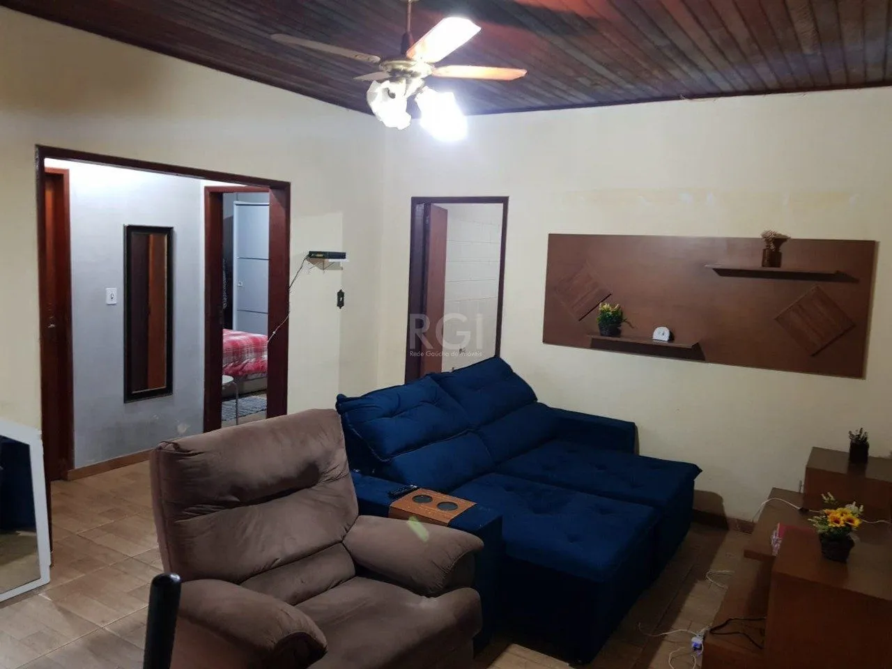 Imagem Casa 2 dormitórios, vaga de garagem, Bairro Vila Cachoeirinha