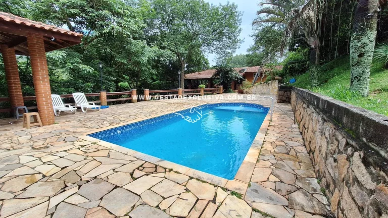 Imagem CHÁCARA FUNDO PARA O LAGO, 4 DORM PISCINA CAMPO POMAR MORUNGABA/SP
