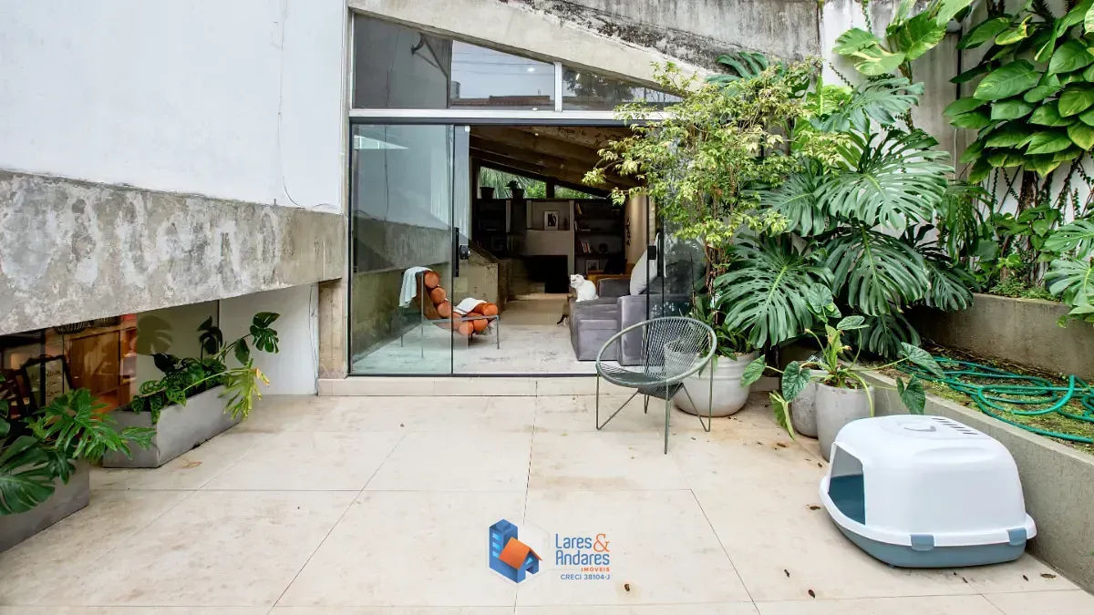 Imagem Casa para venda em Brooklin Paulista com 3 quartos, sendo 1 suíte, 225m²