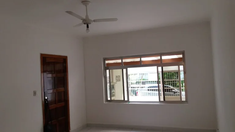 Imagem Sobrado 166m² 2 Dormitorios Grandes mais 1 Edicula e 2 Vagas de Garagens