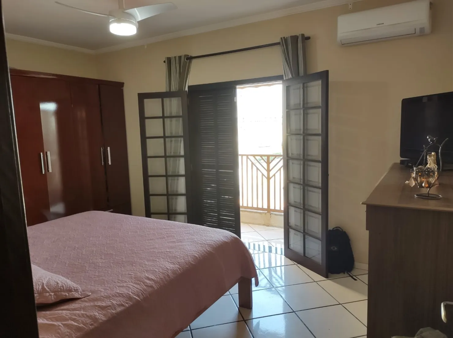 Imagem Casa à venda 2 Quartos, 2 Vagas, 210M², Cidade Industrial, Lorena - SP
