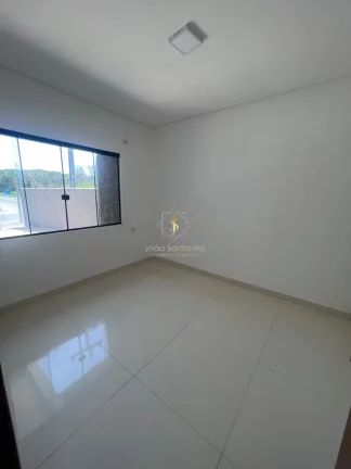 Imagem Sobrado em Guaratuba localizado no Balneário Eliane em rua asfaltada!!!