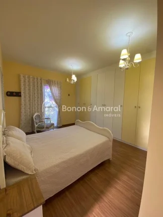 Imagem Casa de Alto Padrão em Condomínio Fechado no Parque Taquaral - Campinas/SP

Se você busca confort...