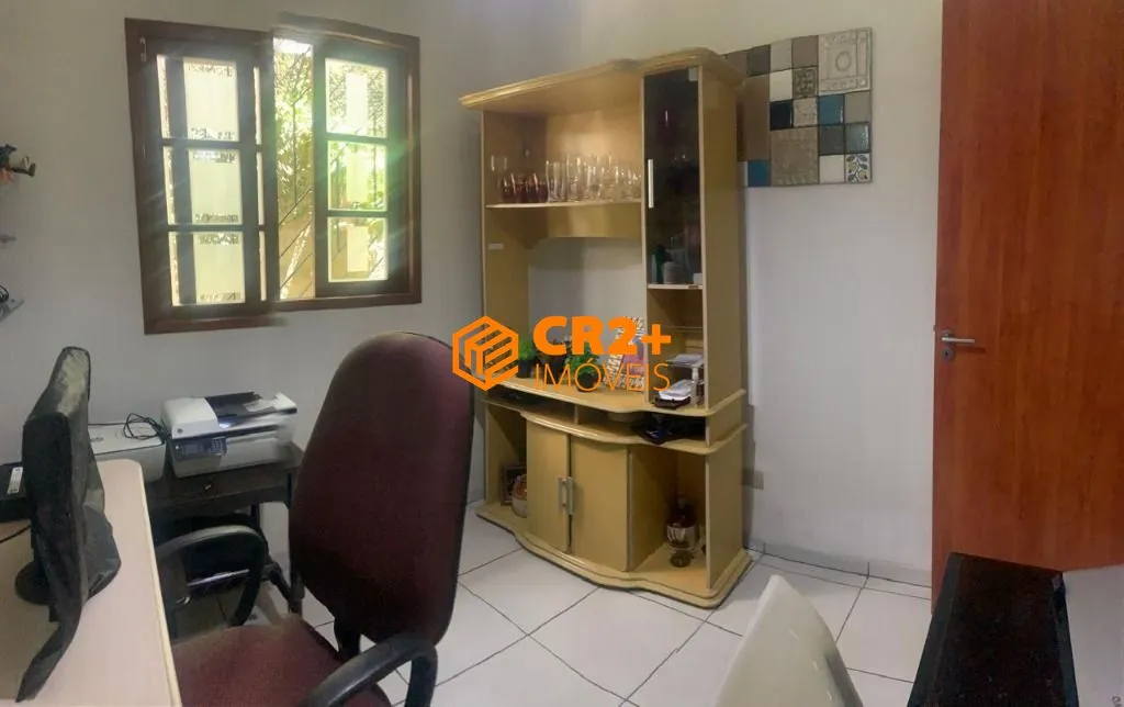 Imagem Casa Duplex - Casa Forte - 04 Quartos - 02 Suites - 280m2