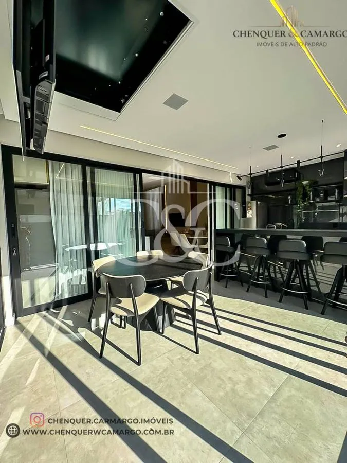 Imagem Casa porteira fechada à venda no Reserva Ermida Jundiaí, 237m², 3 suítes e automatizada