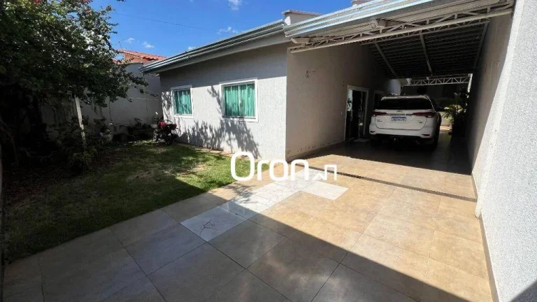 Imagem Casa à venda, 240 m² por R$ 825.000,00 - Residencial São Leopoldo Complemento - Goiânia/GO