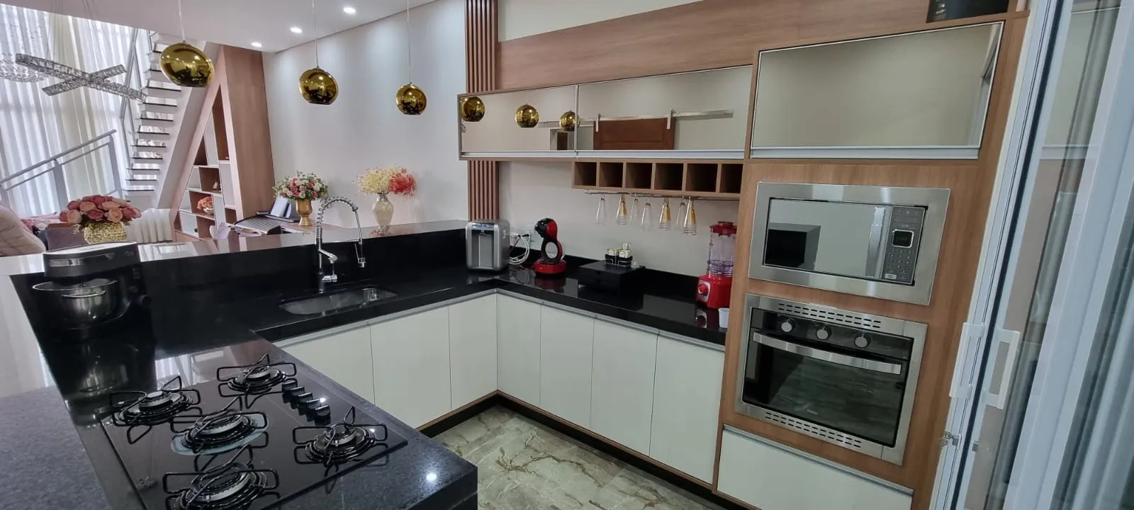 Imagem LINDA CASA NO CONDOMÍNIO PORTAL VILLE FLAMBOYANT 217M²!!!