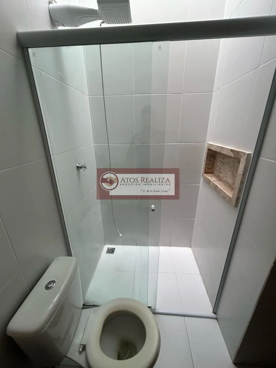 Imagem Sobrado à Venda no Jardim Ubirajara, Região de Interlagos SP, 2 Suítes, Lavabo, 2 vagas de Garagem, 70m²