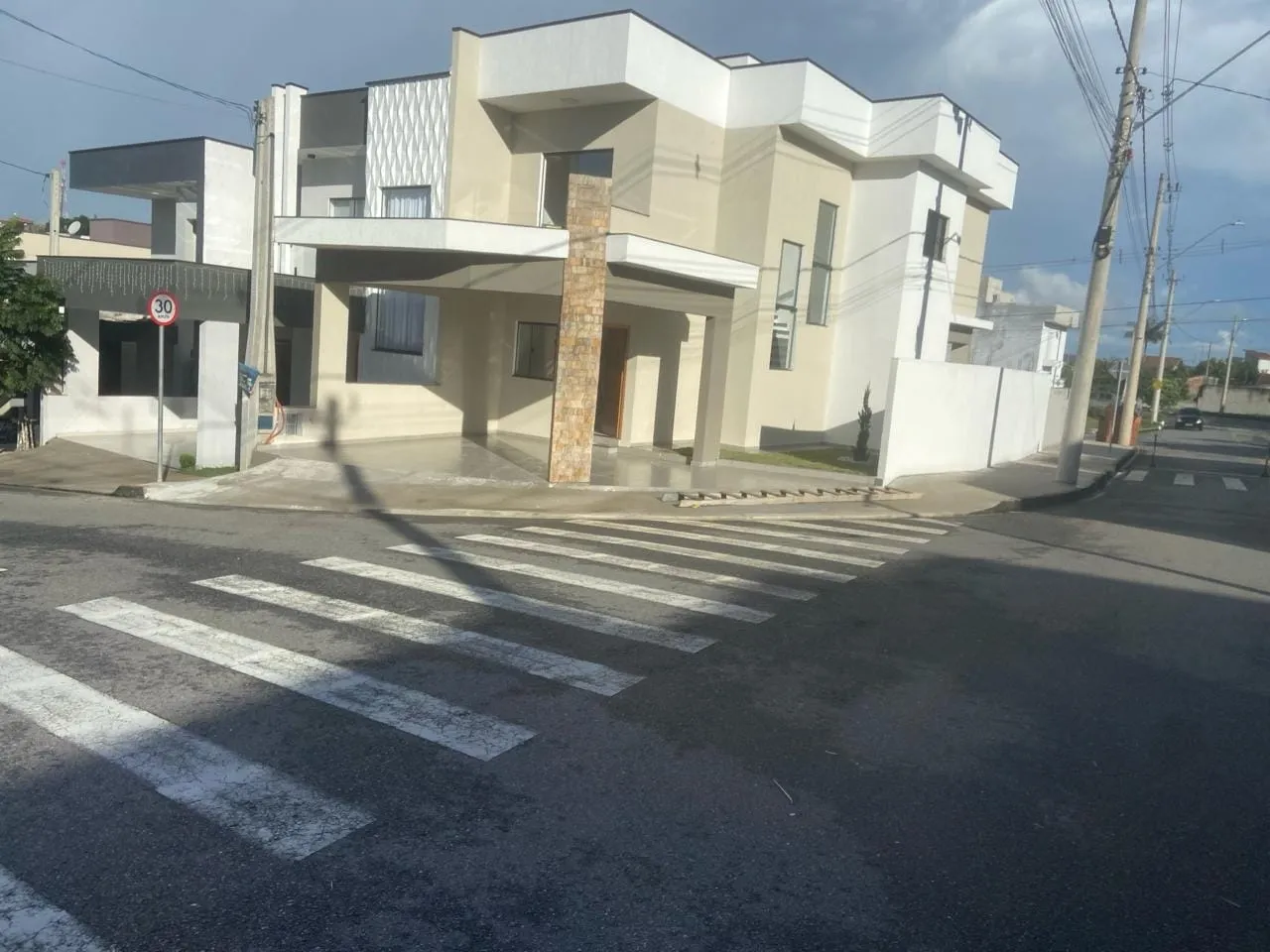 Imagem Casa à venda 3 Quartos, 1 Suite, 2 Vagas, Morada dos Nobres, Taubaté - SP | Recanto Tropical