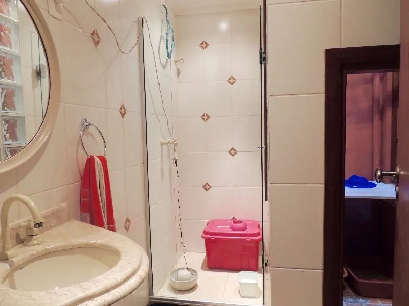 Imagem Casa para Venda com 3 dormitórios, sendo 2 suites e 3 vagas no bairro Belém Novo