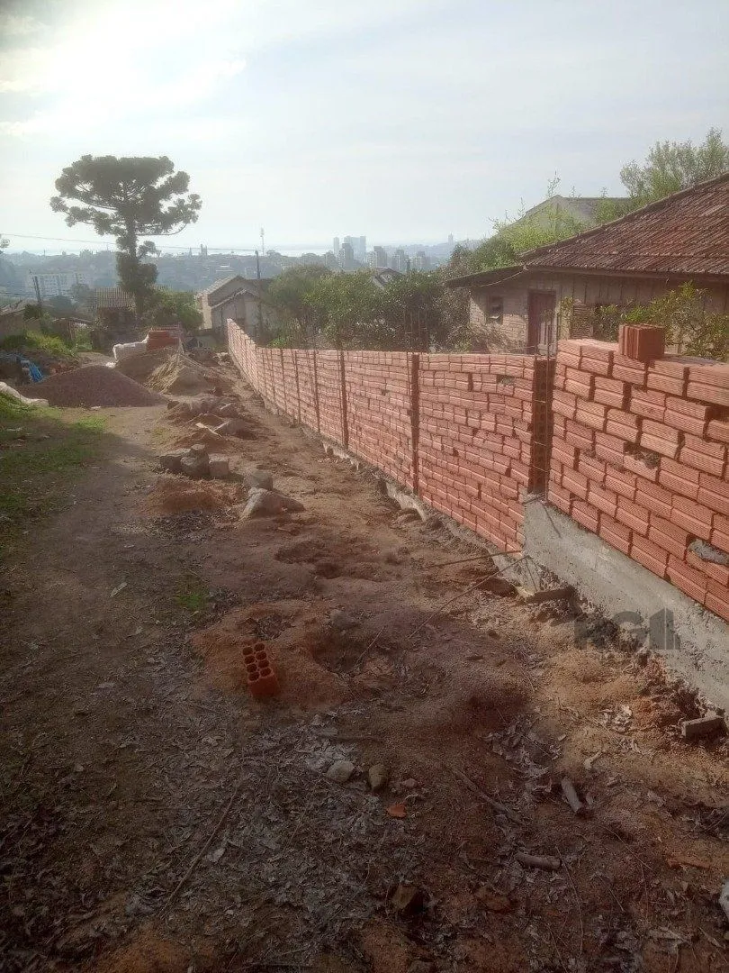 Imagem Terreno em Tristeza