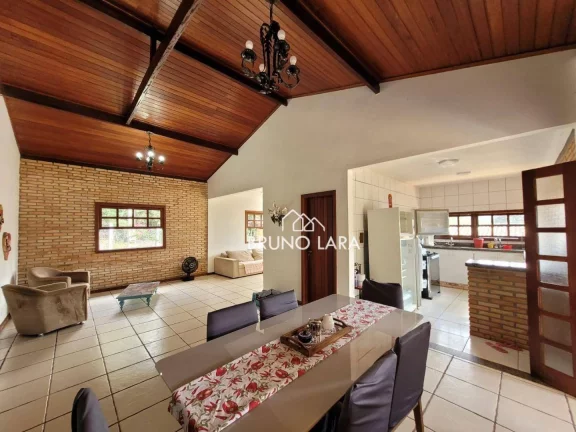 Imagem Casa com 4 dormitórios à venda, 250 m² por R$ 890.000,00 - Condomínio Fazenda Solar - Igarapé/MG
