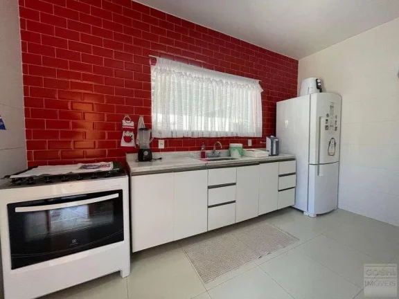 Imagem Casa para Venda em Teresópolis, Vargem Grande, 3 dormitórios, 1 suíte, 3 banheiros, 3 vagas
