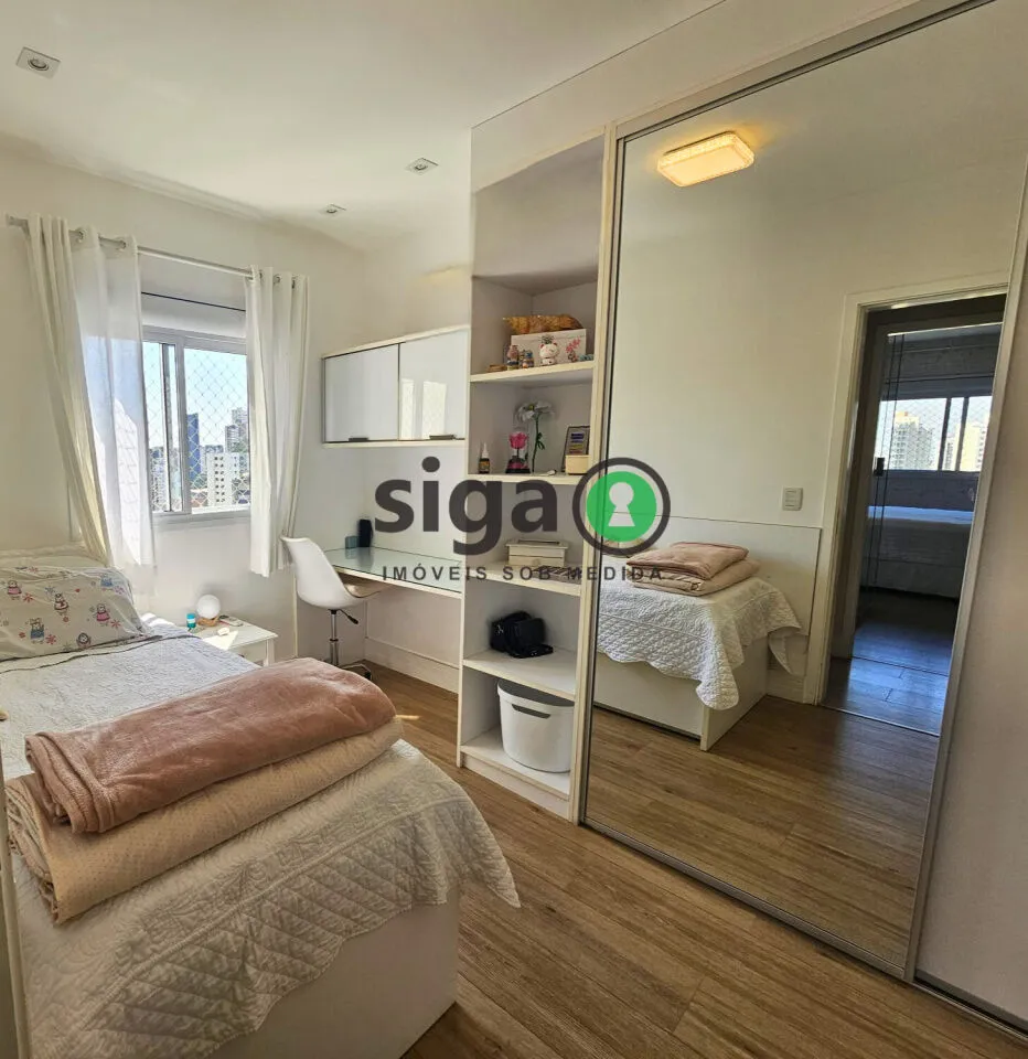 Imagem Apartamento á venda na Vila Andrade, com 130m, 3 suítes e 2 vagas.