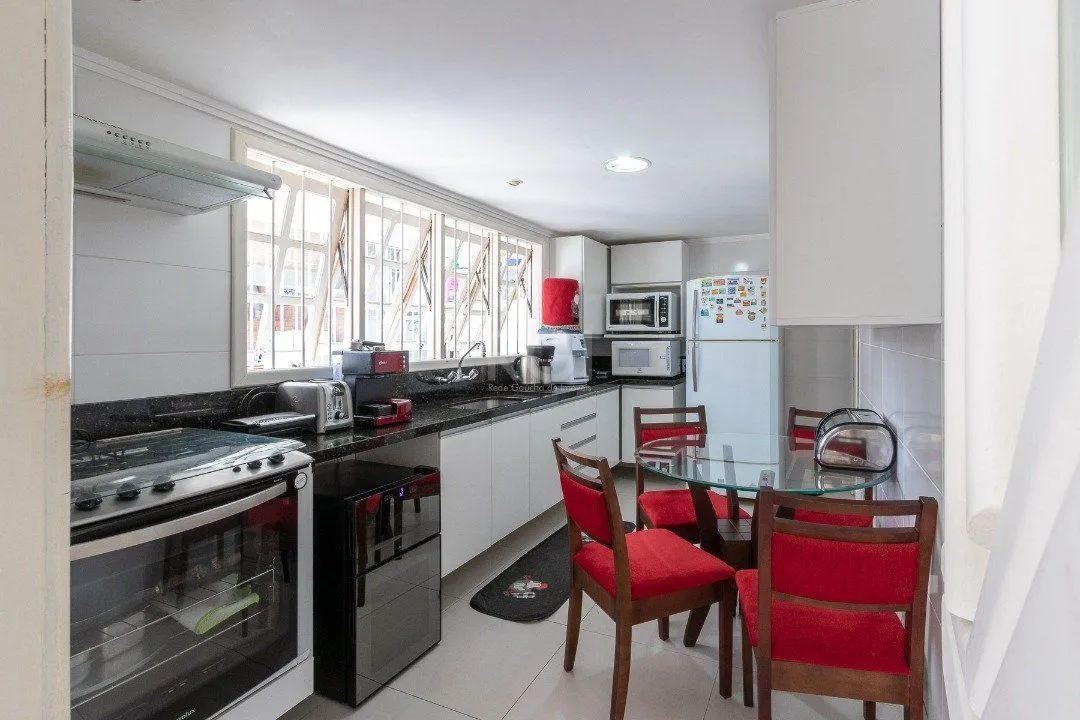 Imagem Casa para Venda - 256.5m², 3 dormitórios, sendo 1 suites, 2 vagas - Espirito Santo
