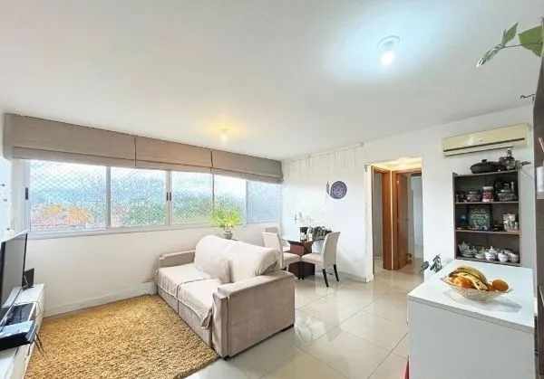 Imagem Apartamento no bairro Tristeza de 2 dormitórios vaga e infra