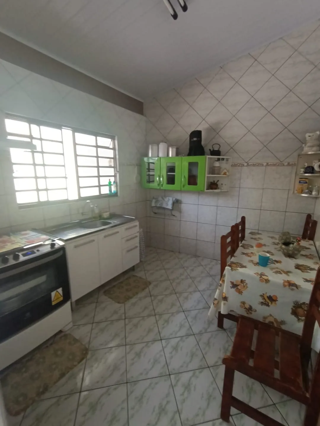 Imagem Casa à venda 4 Quartos, 1 Suite, 2 Vagas, 200M², Jardim Cristina, Pindamonhangaba - SP