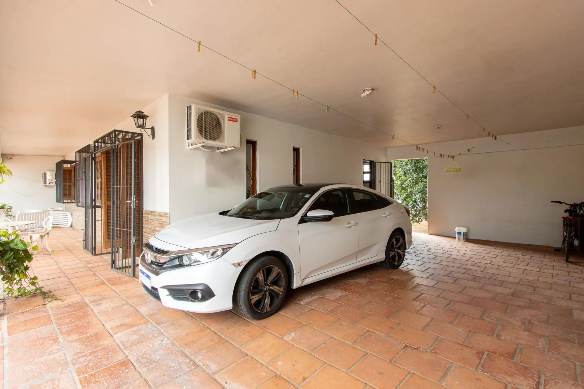 Imagem Casa em Vila Nova, Porto Alegre! Com 160m² de área privativa e um total de 899m²