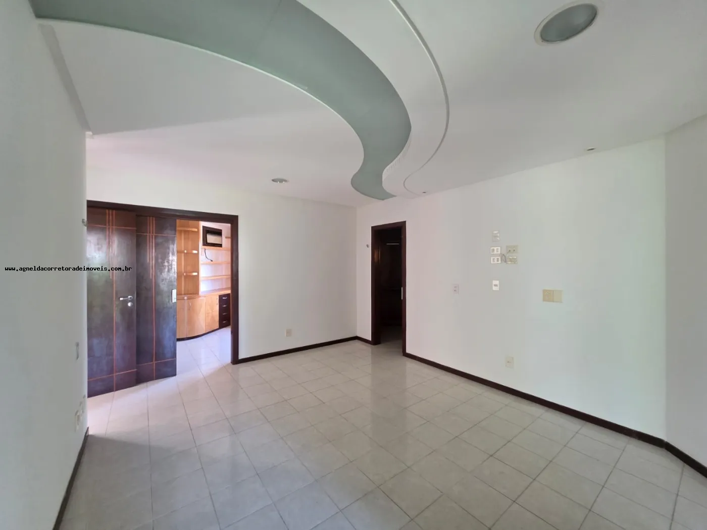 Imagem Casa em Condomínio para Venda em Natal, Candelária, 4 dormitórios, 4 suítes, 7 banheiros, 6 vagas