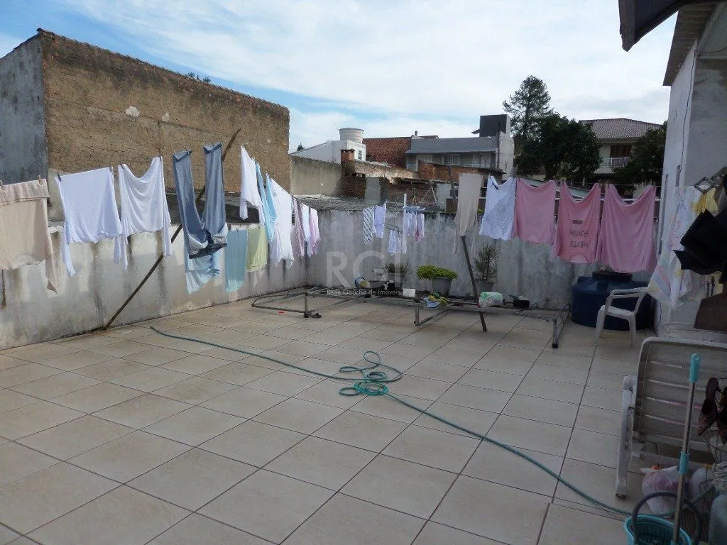 Imagem Casa para Venda - 153m², 5 dormitórios, sendo 3 suites, 4 vagas - Jardim Itu Sabará