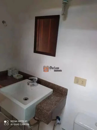 Imagem Chácara com 6 dormitórios à venda, 10024 m² por R$ 2.150.000,00 - Parque Petrópolis - Mairiporã/SP
